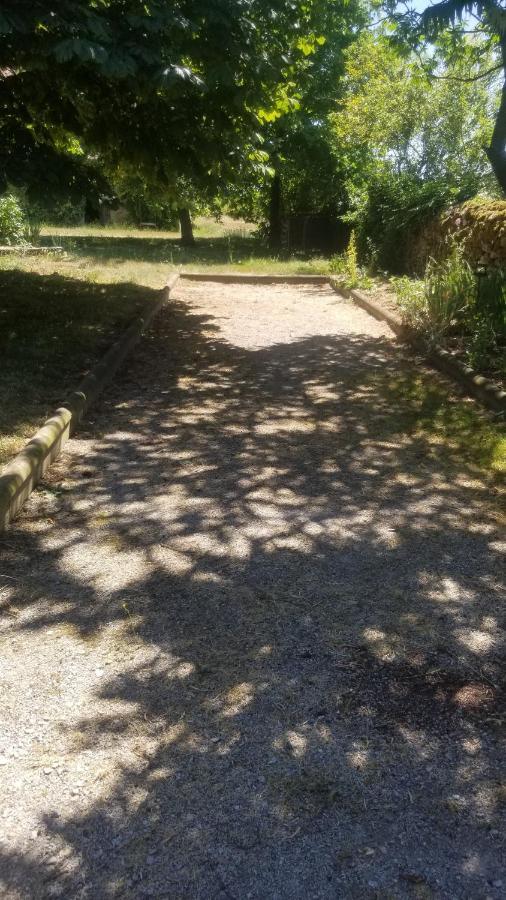 Chambres Et Gite Dans Un Lieu Calme Et Champetre Gourge Les Grippeaux Proche Parthenay المظهر الخارجي الصورة
