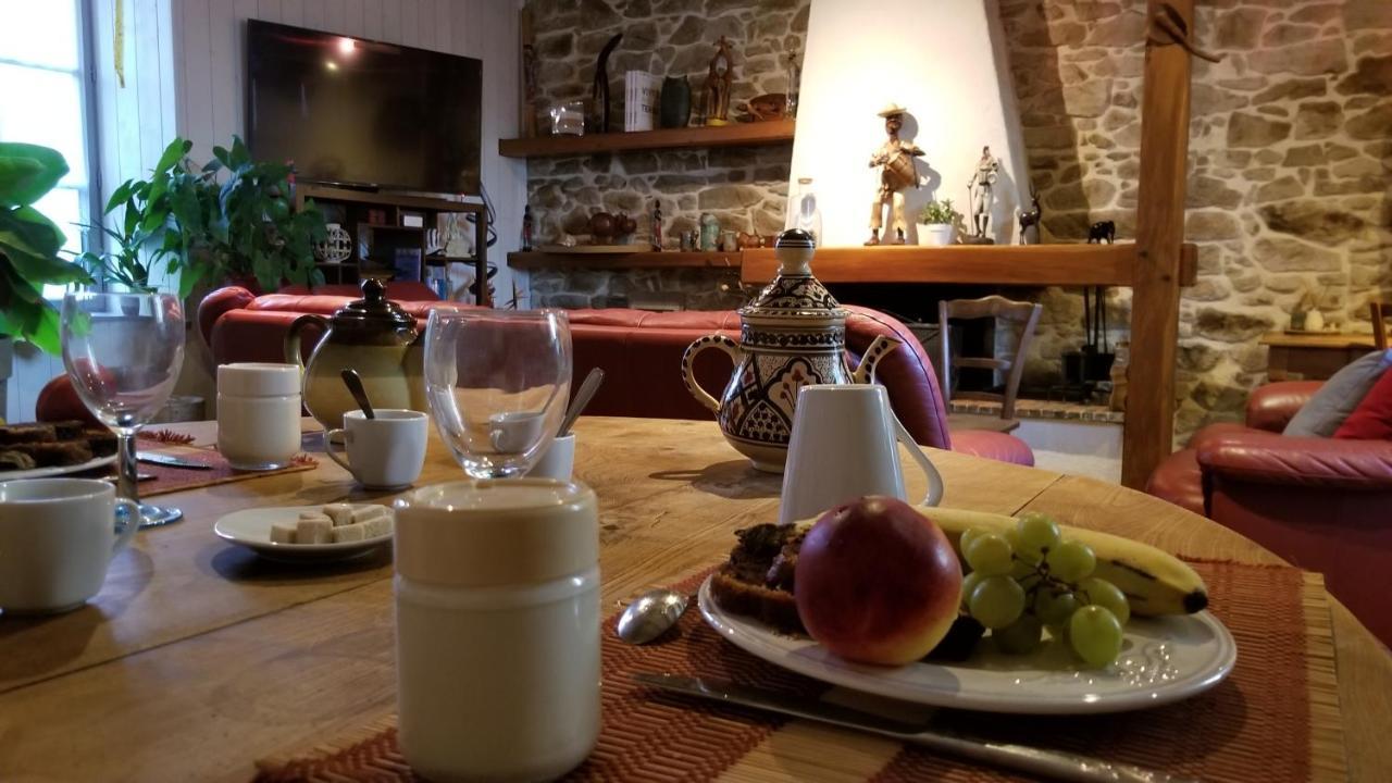 Chambres Et Gite Dans Un Lieu Calme Et Champetre Gourge Les Grippeaux Proche Parthenay المظهر الخارجي الصورة
