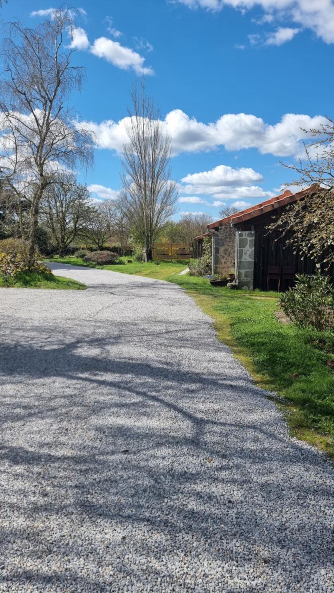 Chambres Et Gite Dans Un Lieu Calme Et Champetre Gourge Les Grippeaux Proche Parthenay المظهر الخارجي الصورة